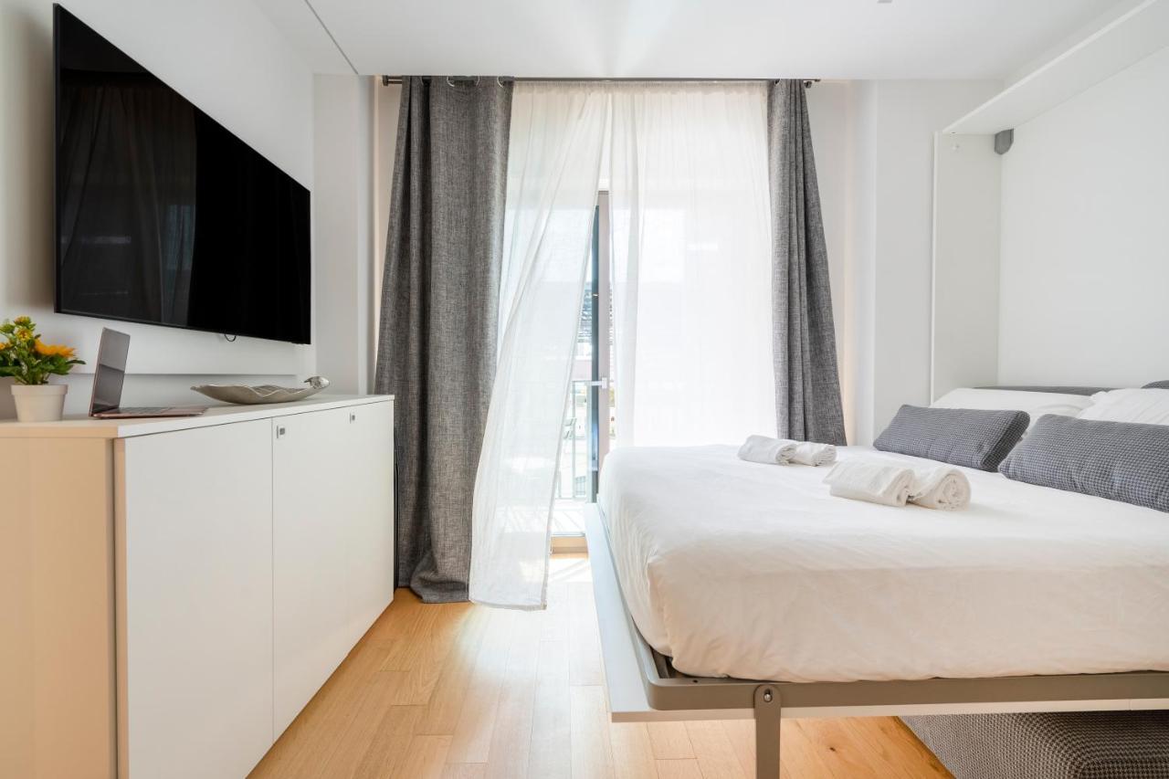Twelve12 - Universita & Stazione Aparment Bari Extérieur photo