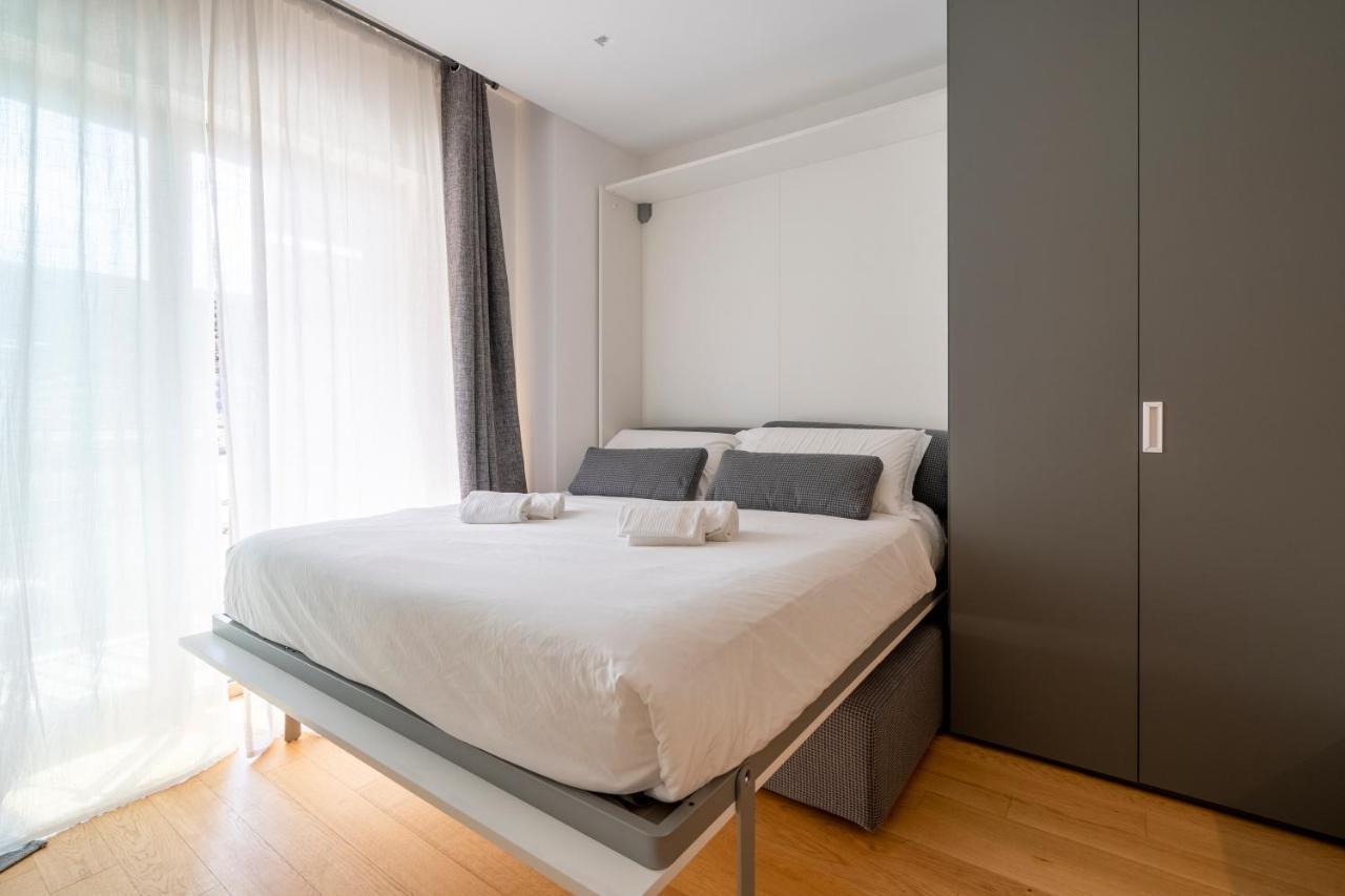 Twelve12 - Universita & Stazione Aparment Bari Extérieur photo